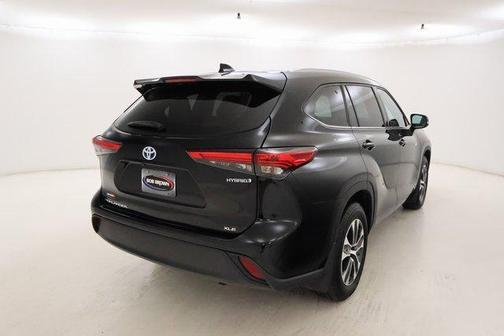 2020 Toyota Highlander Hybrid XLE