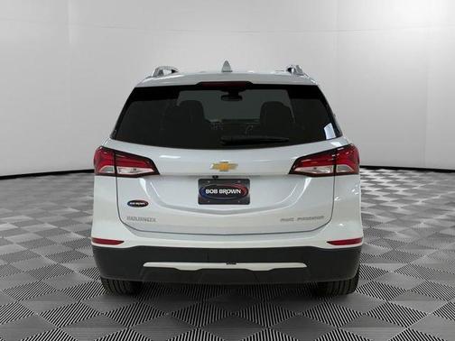 White 2023 Chevrolet Equinox Premier