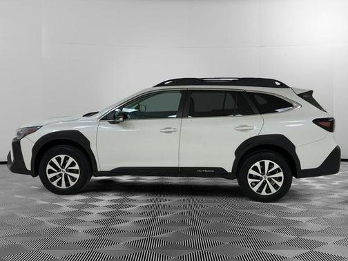 Crystal White Pearl 2023 Subaru Outback Premium