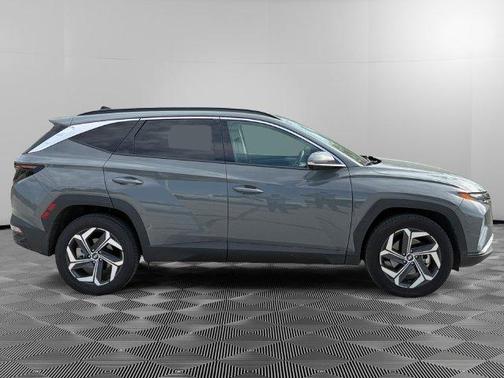 Gray 2024 Hyundai TUCSON Limited