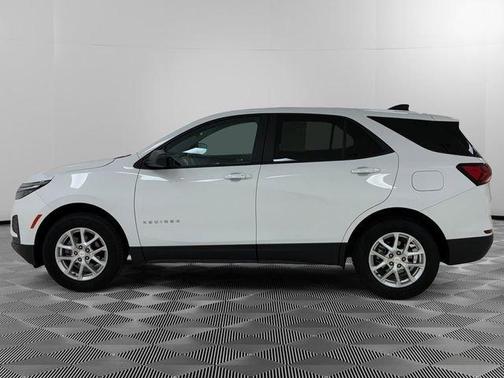White 2023 Chevrolet Equinox LS