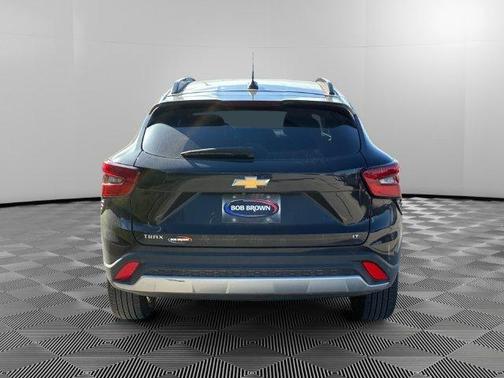 Black 2024 Chevrolet Trax LT