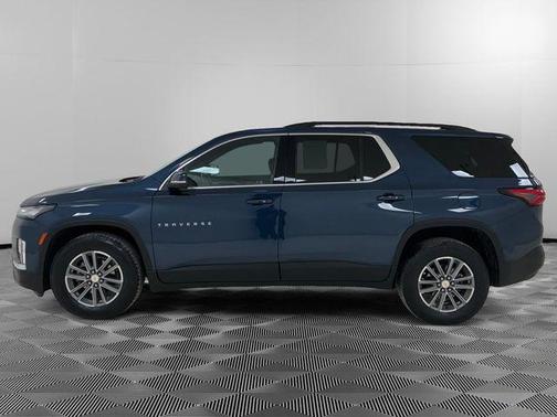 2022 Chevrolet Traverse LT Leather