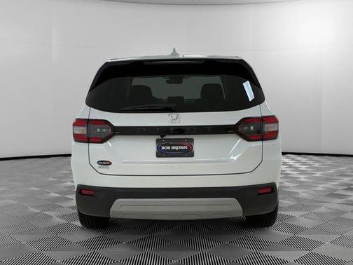 Beige 2025 Honda Pilot EX-L