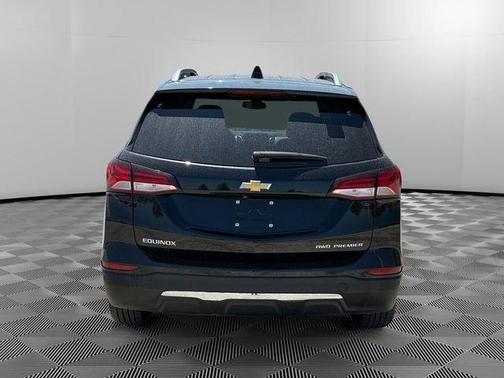 Black 2024 Chevrolet Equinox Premier