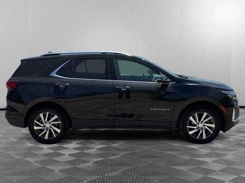 Black 2024 Chevrolet Equinox Premier