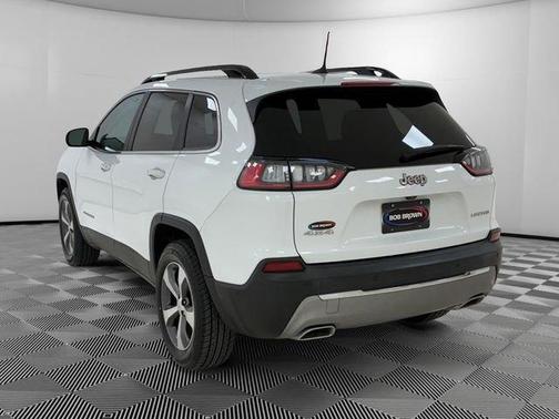 White 2022 Jeep Cherokee Limited