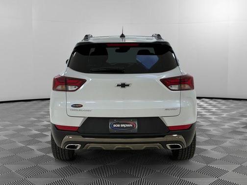 White 2023 Chevrolet Trailblazer ACTIV