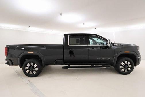 2024 GMC Sierra 2500 Denali