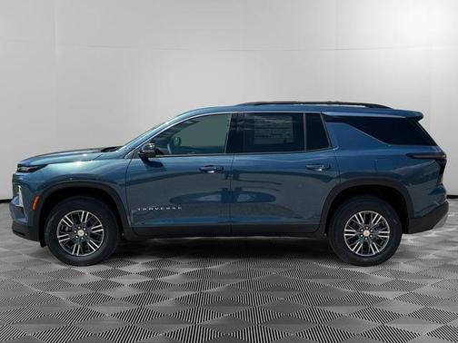 Blue 2026 Chevrolet Traverse LT