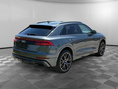 Daytona Gray Pearl Effect 2019 Audi Q8 3.0T Premium Plus