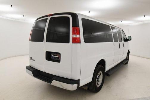 2020 Chevrolet Express 3500 LT