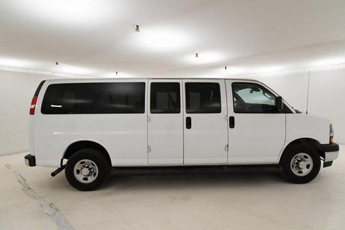 2020 Chevrolet Express 3500 LT