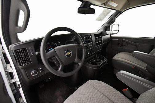 2020 Chevrolet Express 3500 LT