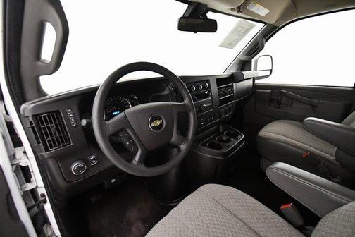 2020 Chevrolet Express 3500 LT