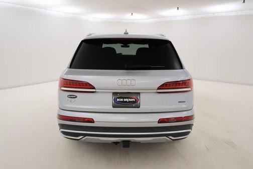 2022 Audi Q7 55 Premium Plus