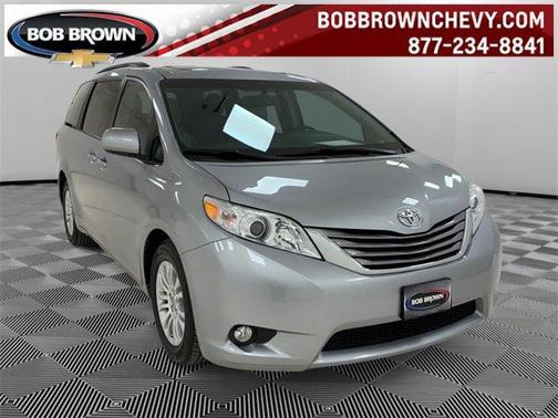 2017 Toyota Sienna XLE