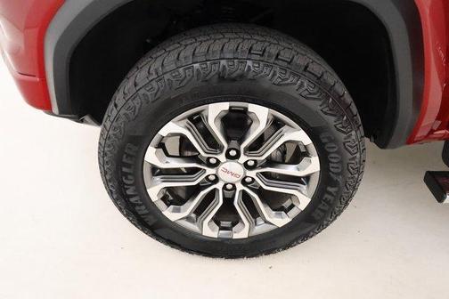 2023 GMC Canyon Denali