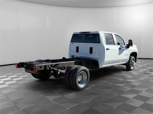 2026 Chevrolet Silverado 3500 WT