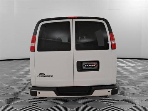 2024 Chevrolet Express 3500 LT