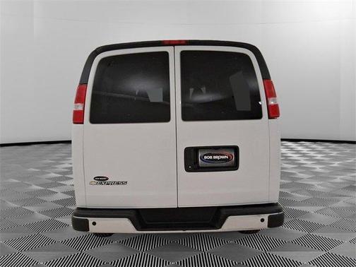 2024 Chevrolet Express 3500 LT