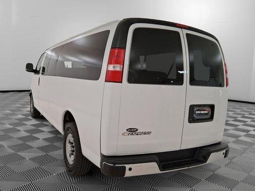 2024 Chevrolet Express 3500 LT