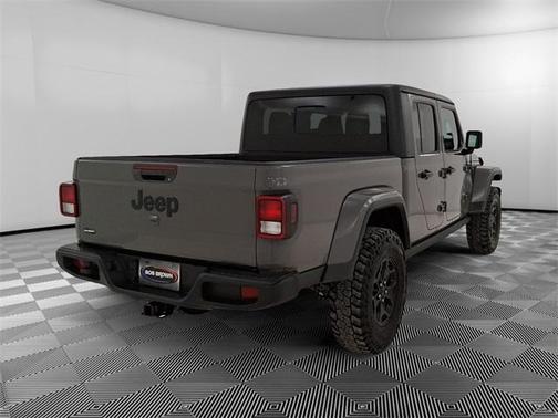 2021 Jeep Gladiator Sport