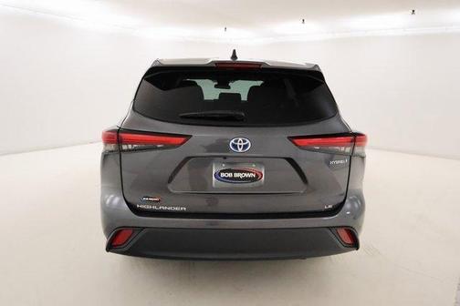 2022 Toyota Highlander Hybrid LE