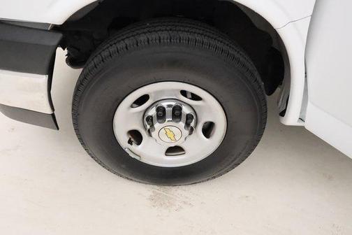 2024 Chevrolet Express 3500 LT