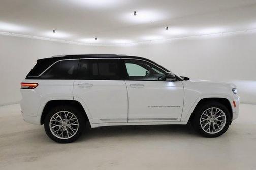2023 Jeep Grand Cherokee 4xe Summit