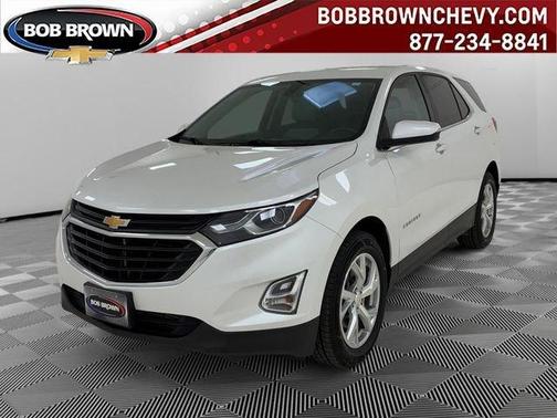 White 2018 Chevrolet Equinox 2LT
