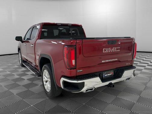 Red 2022 GMC Sierra 1500 Limited SLT