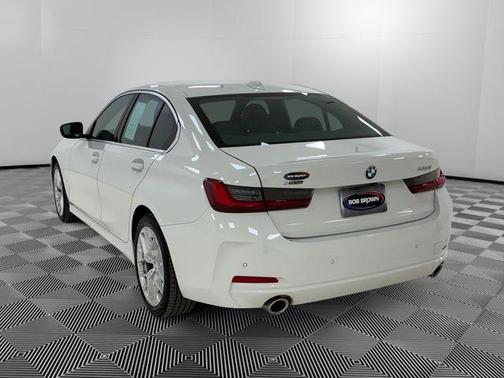 2025 BMW 330 i xDrive