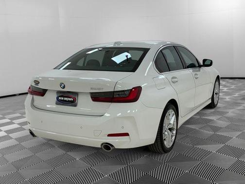 2025 BMW 330 i xDrive