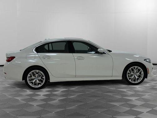 2025 BMW 330 i xDrive