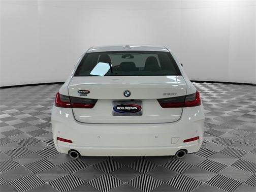2025 BMW 330 i xDrive