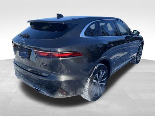 2026 Jaguar F-PACE P400 R-Dynamic S