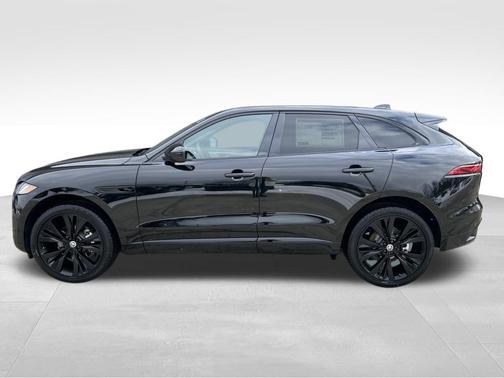 2025 Jaguar F-PACE P250 R-Dynamic S