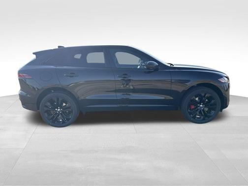 2026 Jaguar F-PACE P400 R-Dynamic S