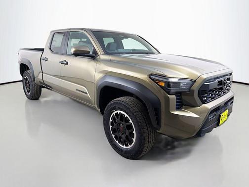 Bronze 2026 Toyota Tacoma TRD Off-Road