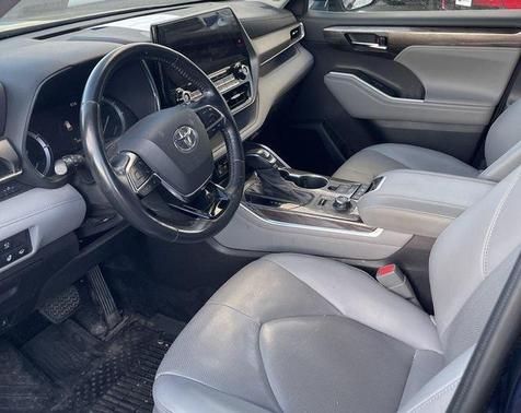 2021 Toyota Highlander Limited