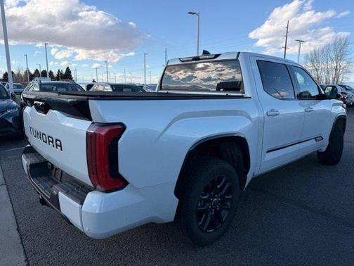 2023 Toyota Tundra Hybrid Platinum