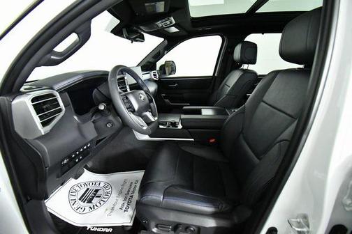 2023 Toyota Tundra Hybrid Platinum