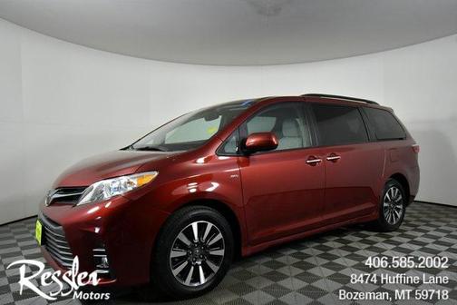 2018 Toyota Sienna XLE