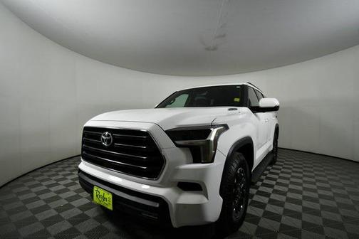2025 Toyota Sequoia SR5