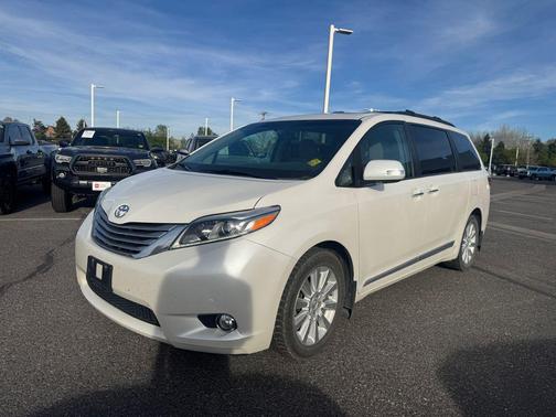2015 Toyota Sienna SE