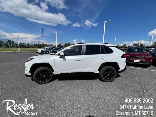 2024 Toyota RAV4 Hybrid SE