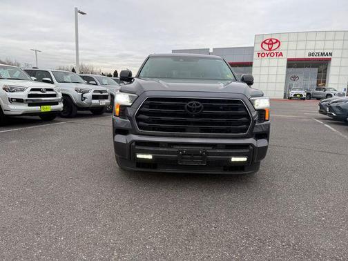 2024 Toyota Sequoia SR5