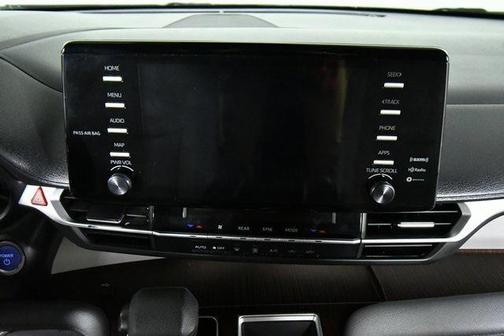 2021 Toyota Sienna LE