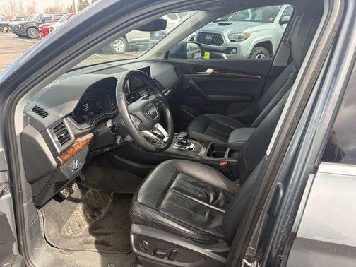 2018 Audi Q5 2.0T Premium Plus